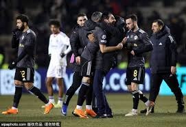 要么拿出两个首轮签，要么就挂电话。☎️