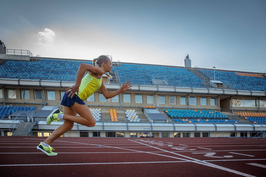 [羽毛球]蒋振邦／魏雅欣小组赛取得三连胜